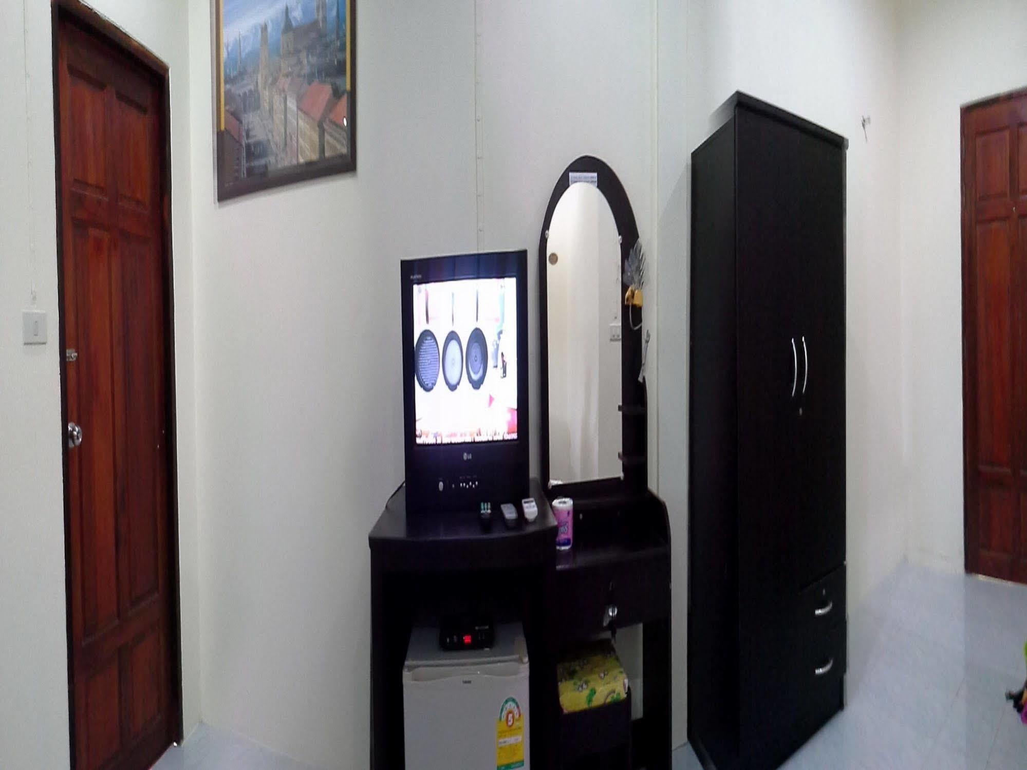 Oyo609兰达梦之家公寓 Ko Lanta 外观 照片